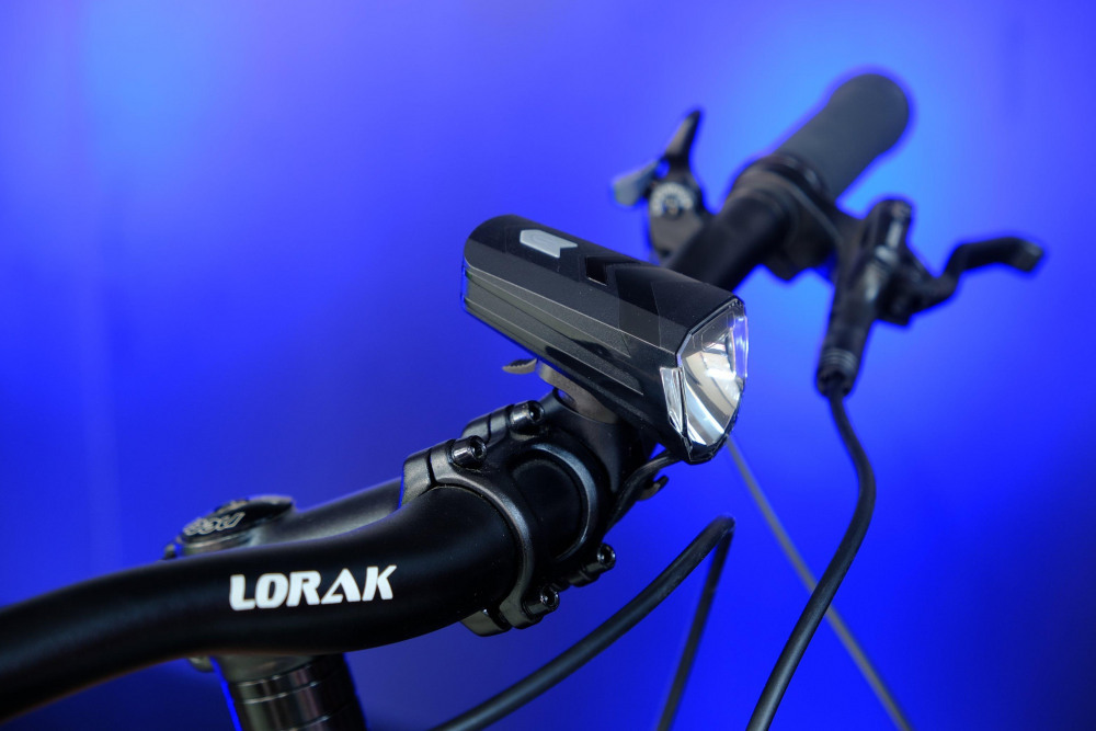 Фара передняя с USB зарядкой X-188, код 41654